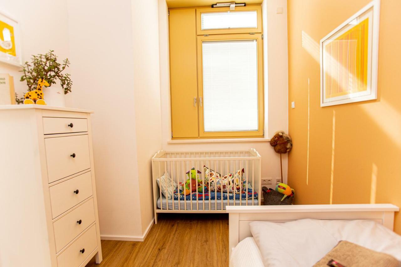 Eckhof Domizil - Grosszuegige Ferienwohnung Mit Kleinem Garten In Der Altstadt Von Gotha Eksteriør bilde